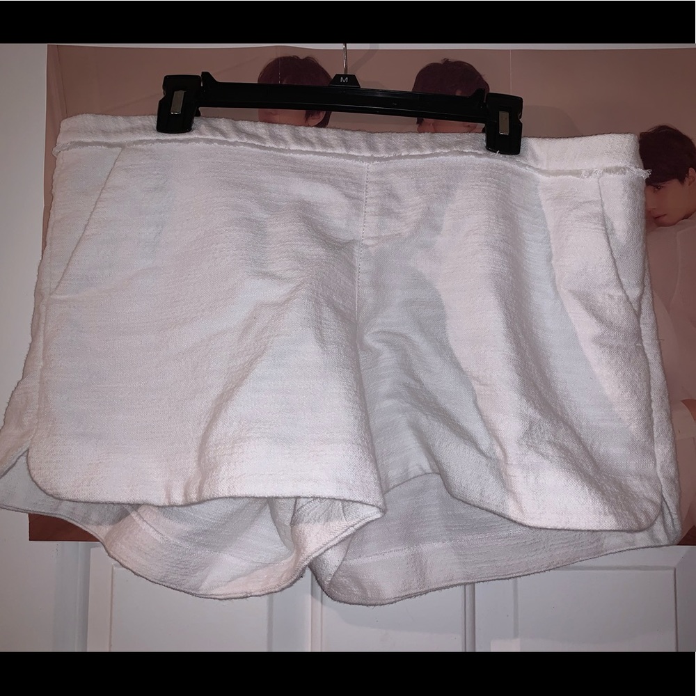 Lilly Pulitzer white shorts